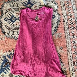 Beyond yoga open back key hole tank size XS